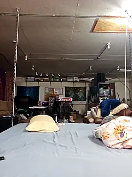 Snapshot of Mostlikely2suckseed88 chatting on February 23, 8:01 am Mostlikely2suckseed88 online show from February 23, 8:01 am