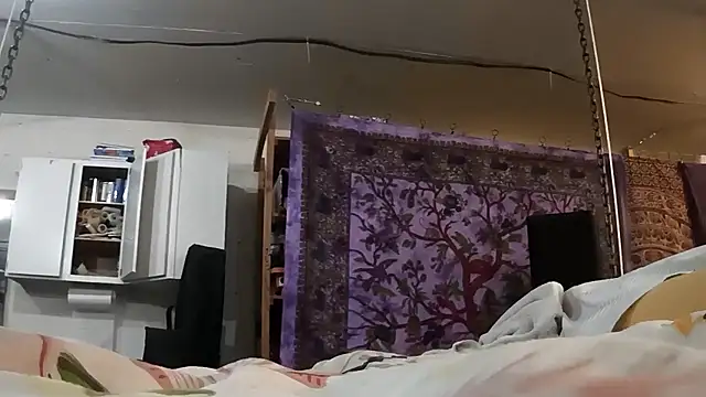 Snapshot of Mostlikely2suckseed88 chatting on April 1, 9:34 pm Mostlikely2suckseed88 online show from April 1, 9:34 pm