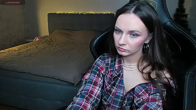 Snapshot of _sweety_ann chatting on March 13, 6:23 pm sweety ann online show from March 13, 6:23 pm