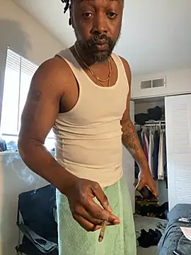 YaDaddyBBC online show from January 9, 3:59 pm