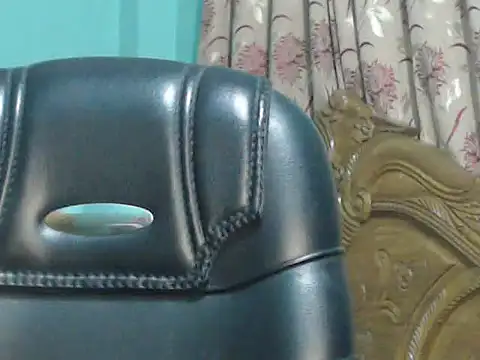 NancyRuvi online show from December 8, 3:02 pm