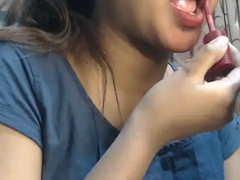 NancyRuvi online show from December 14, 3:25 pm