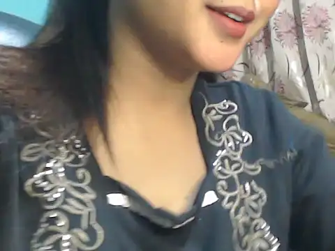 NancyRuvi online show from December 18, 2:49 pm