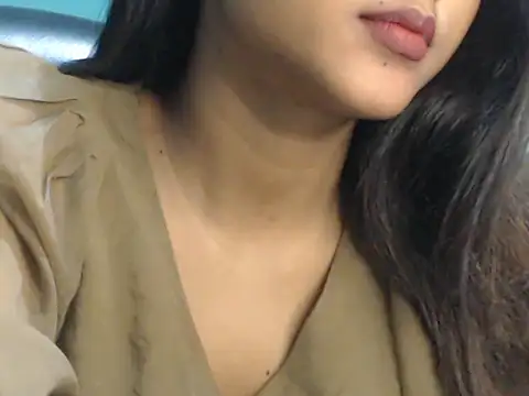 NancyRuvi online show from March 12, 5:17 pm