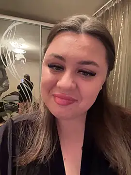 Snapshot of Sara_Slow chatting on December 11, 8:39 pm Sara Slow online show from December 11, 8:39 pm