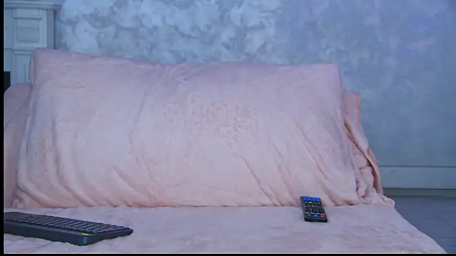 Michelle90u online show from November 15, 2:24 pm