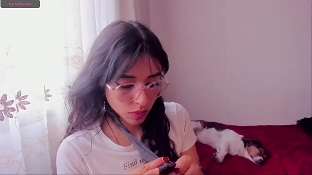 aluna 0310 online show from December 16, 7:54 pm