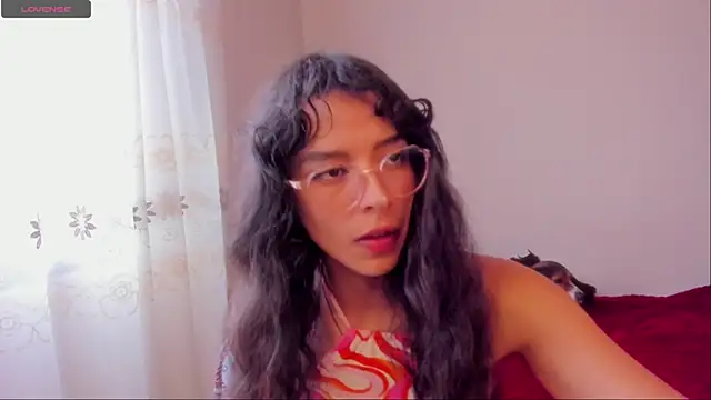 aluna 0310 online show from December 26, 8:32 pm