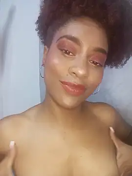 thaimy  online show from November 28, 2:25 am