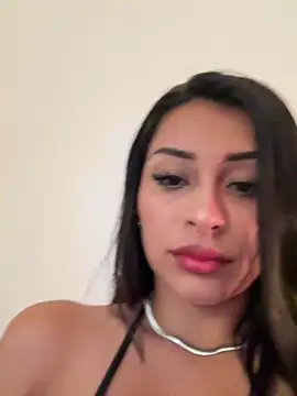 Snapshot of sweetAli_ chatting on June 13, 9:07 am sweetAli online show from June 13, 9:07 am