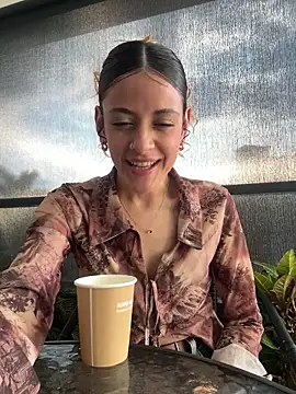 alana15 online show from November 5, 9:48 pm