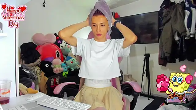 Snapshot of Lawrncesofiets chatting on February 21, 6:31 pm Lawrncesofiets online show from February 21, 6:31 pm