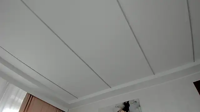 TiffanyHouston  online show from December 15, 6:51 am