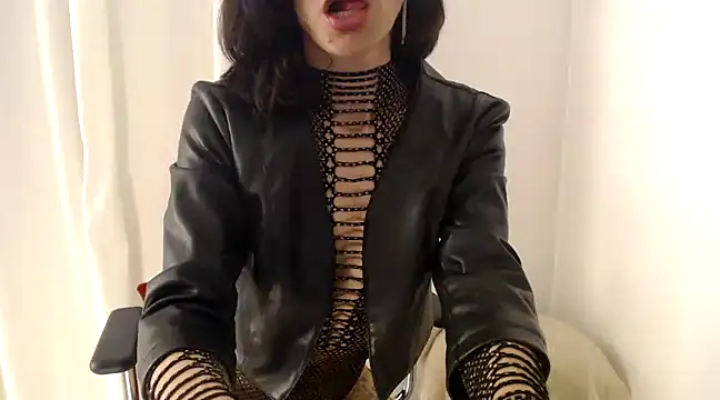 Snapshot of LadyJoanX chatting on February 28, 9:12 pm LadyJoanX online show from February 28, 9:12 pm