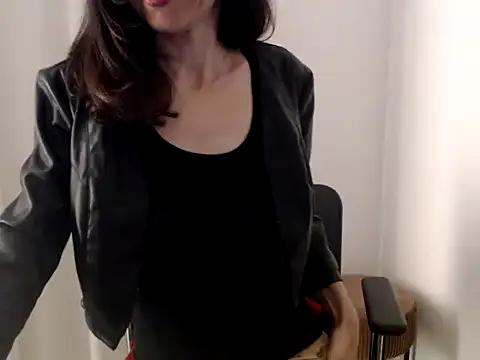 Snapshot of LadyJoanX chatting on May 11, 4:37 pm LadyJoanX online show from May 11, 4:37 pm