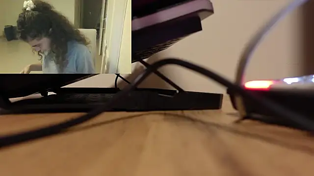 lady ana  online show from November 11, 2:11 am