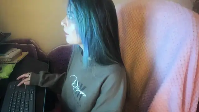 Sammysammy  online show from February 16, 4:30 am