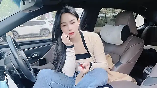 orla2021 online show from January 3, 12:54 am