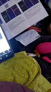 tslovetoys5 online show from March 4, 8:37 pm