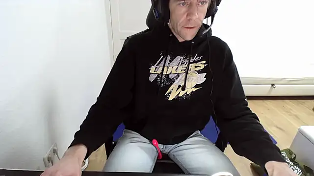 fit ass 2021 online show from February 25, 8:41 pm