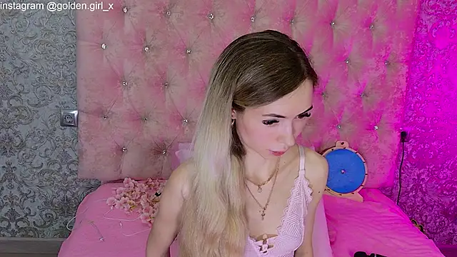 Akilla Queen online show from April 14, 1:55 am