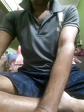 Snapshot of xxxsexy27 chatting on February 25, 9:35 pm xxxsexy27 online show from February 25, 9:35 pm