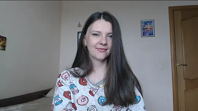 SugarTati online show from July 9, 1:15 pm