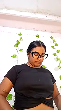 shayna all online show from December 2, 6:03 pm