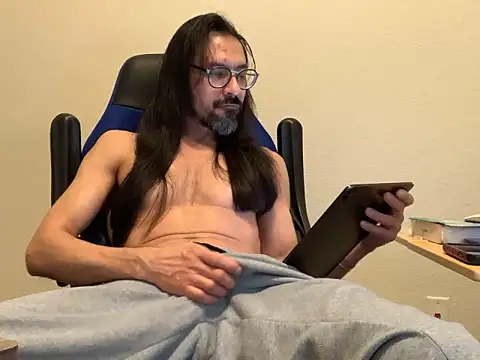 Youreherewithme online show from February 1, 9:21 am