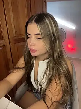 Miss valeriaa online show from March 6, 9:44 pm