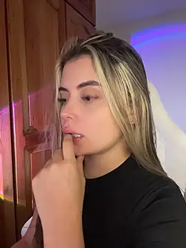Miss valeriaa online show from June 3, 2:25 am