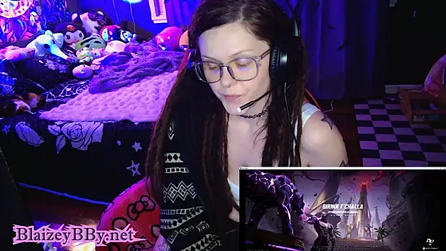 Snapshot of BlaizeyBBy chatting on March 7, 10:02 am BlaizeyBBy online show from March 7, 10:02 am