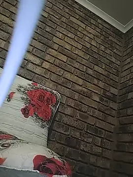 Galcraze online show from March 9, 10:30 pm