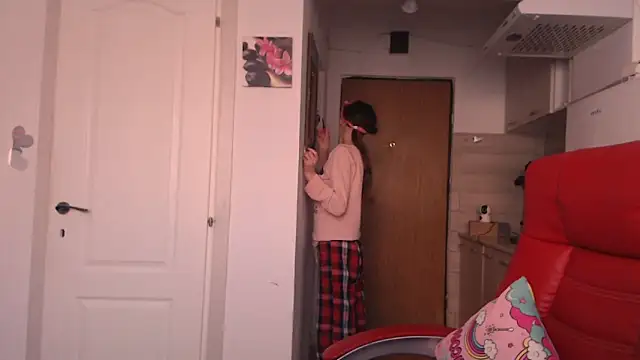 simyhvn online show from March 5, 5:36 am