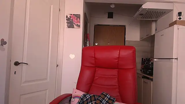 simyhvn online show from April 14, 8:09 am