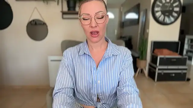 Sacha-xx online show from March 24, 11:48 am