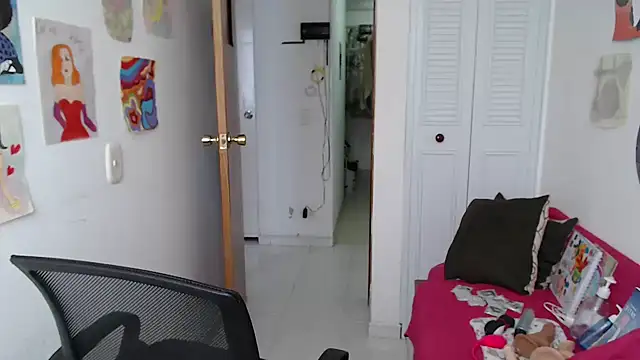 soynanabela28 online show from November 6, 5:14 pm