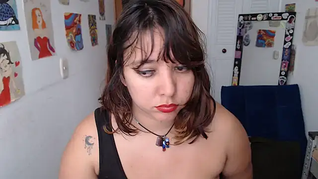 soynanabela28 online show from July 8, 10:36 pm
