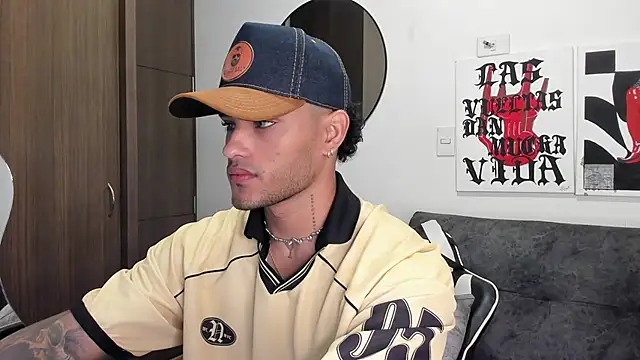 Alessandro Vanni online show from December 14, 2:28 am