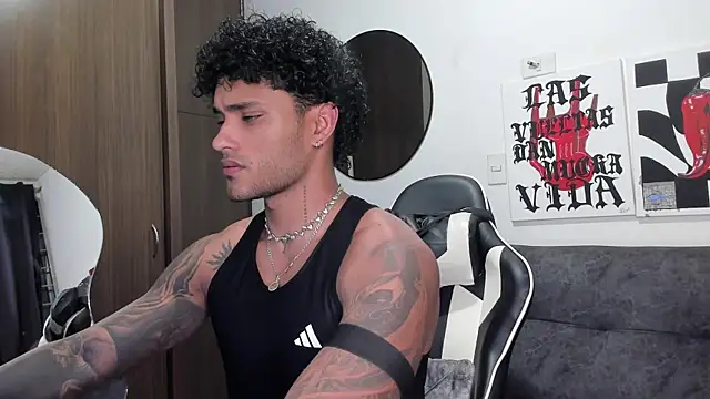 Alessandro Vanni online show from February 17, 3:58 am