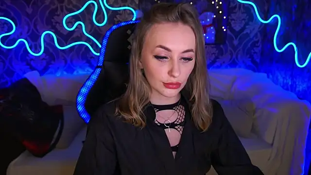 GraceCandy online show from January 3, 9:47 pm