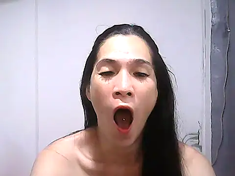 Snapshot of BigDickTrans chatting on June 27, 12:15 am BigDickTrans online show from June 27, 12:15 am