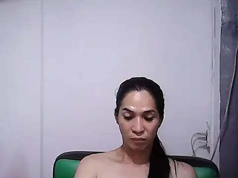 Snapshot of BigDickTrans chatting on July 18, 7:56 am BigDickTrans online show from July 18, 7:56 am