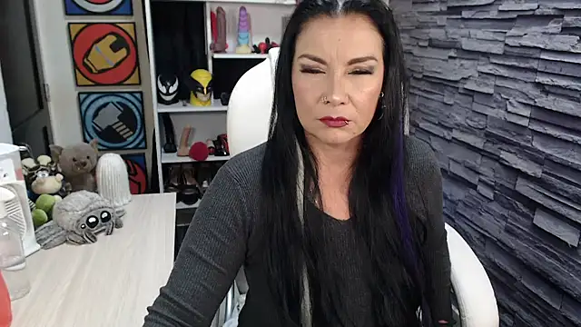 Cruela deviil online show from March 5, 10:17 pm