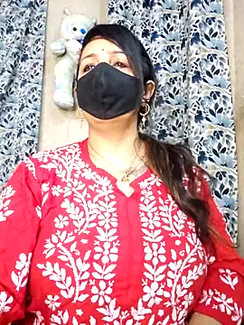 cute-tanvi online show from February 10, 1:21 am