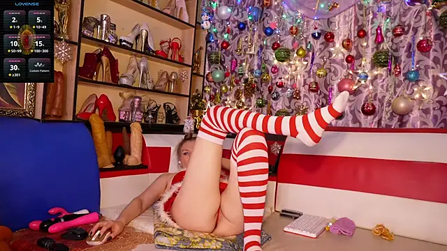 callme Anna online show from December 18, 6:10 am