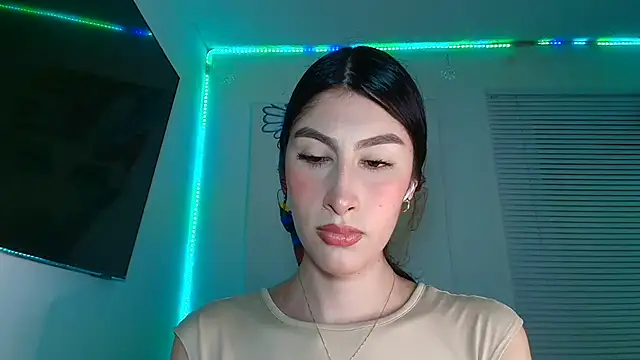 valeria gonzales  online show from March 17, 1:10 am