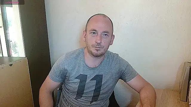Johan   Barker online show from May 6, 11:04 am