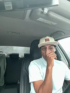 Snapshot of carlosjm2605 chatting on March 21, 10:13 pm carlosjm2605 online show from March 21, 10:13 pm