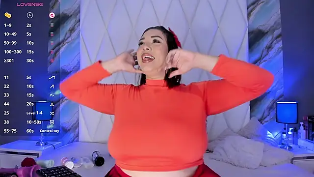 DanniaMonroee online show from April 2, 1:58 am